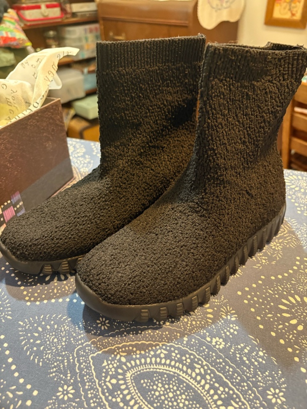 New in Box Bernie Mev Booties in Black, Size 4.5-5